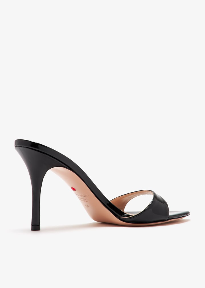 irina-85-black_6.jpg?ts=20241106040613