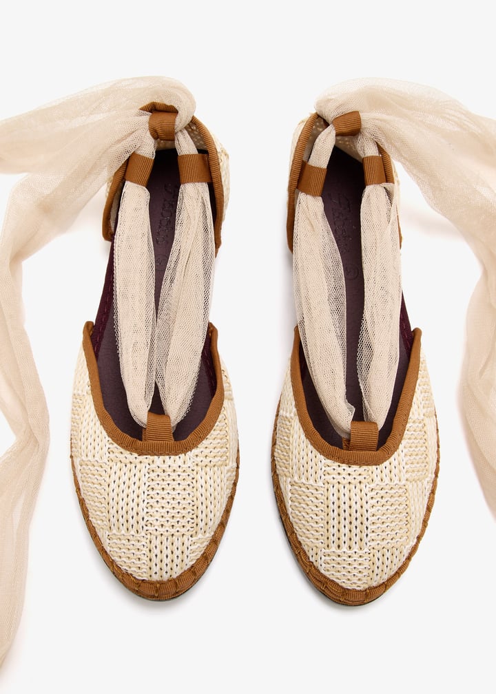 isabella-brown_7.jpg?ts=20251112141751