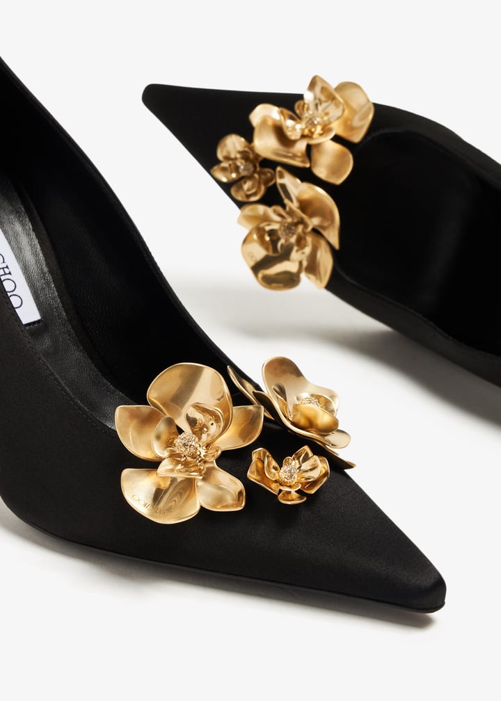 JIMMY CHOO☆ イクシア 95 フラワー付き Black サテン IXIA 95｜フラワー付き Black サテン・パンプス｜新作