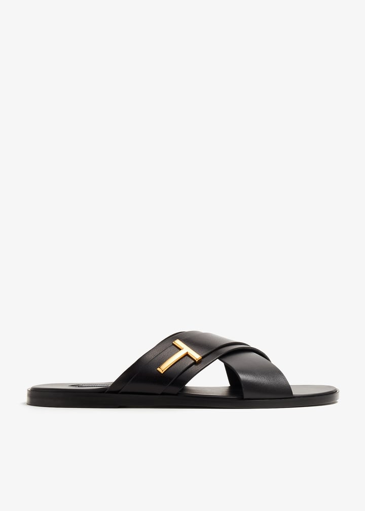 サンダル TOM FORD SS25 Black leather slippers (J1489LCL473X 1N001) Tom Ford Preston sandals for Men - Black in Qatar | Level Shoes