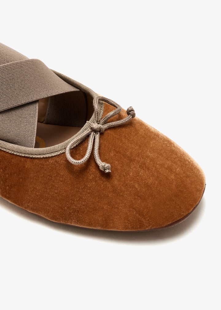 j6503f1-200_5.jpg?ts=20250912030631