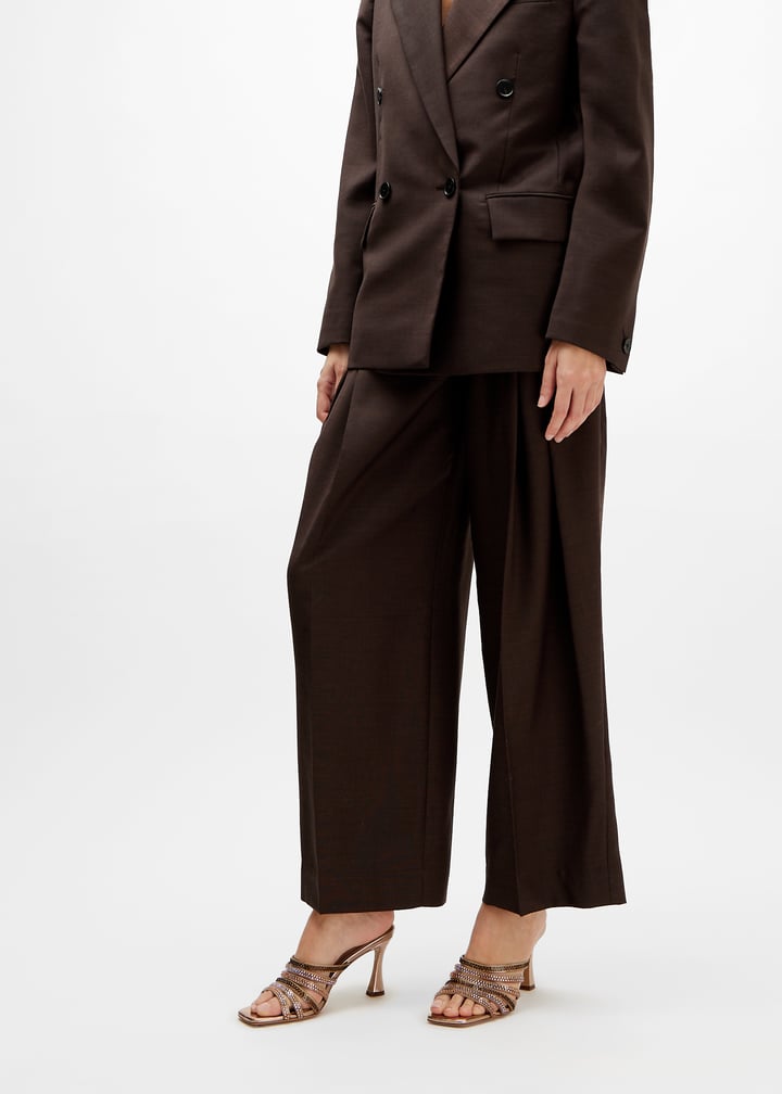 janessa-peach_2.jpg?ts=20240117030516