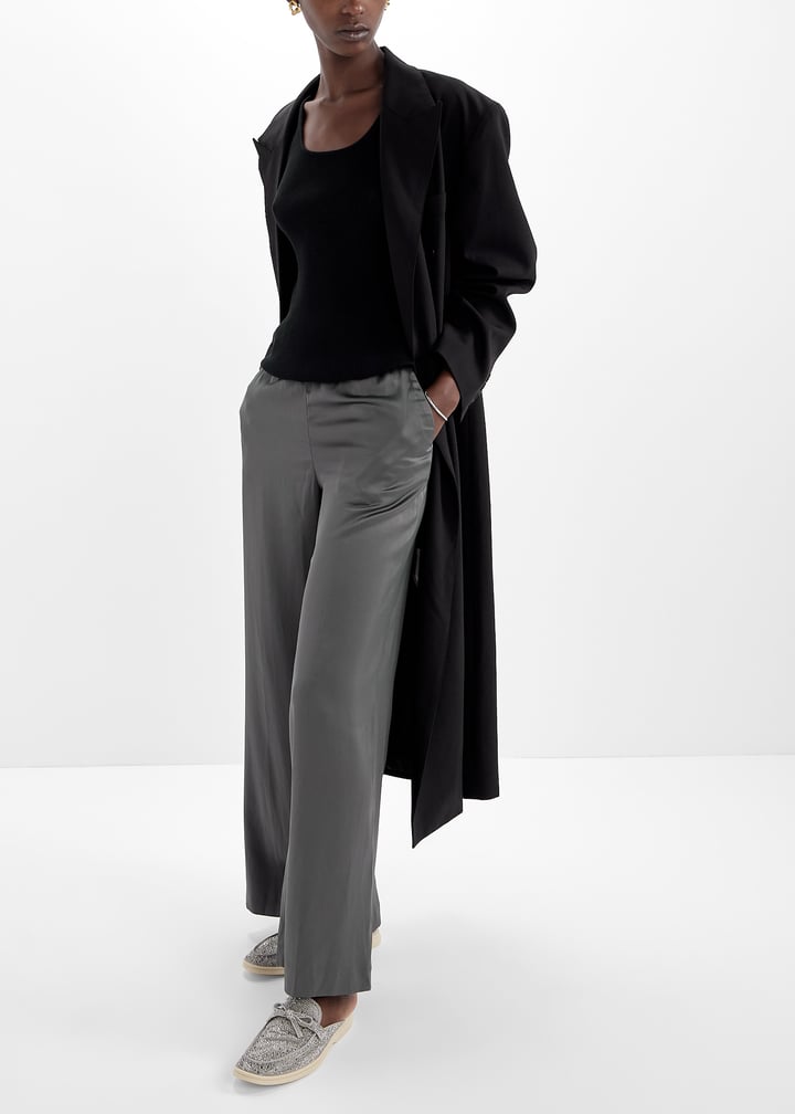 jezelinda-grey_2.jpg?ts=20250122032015