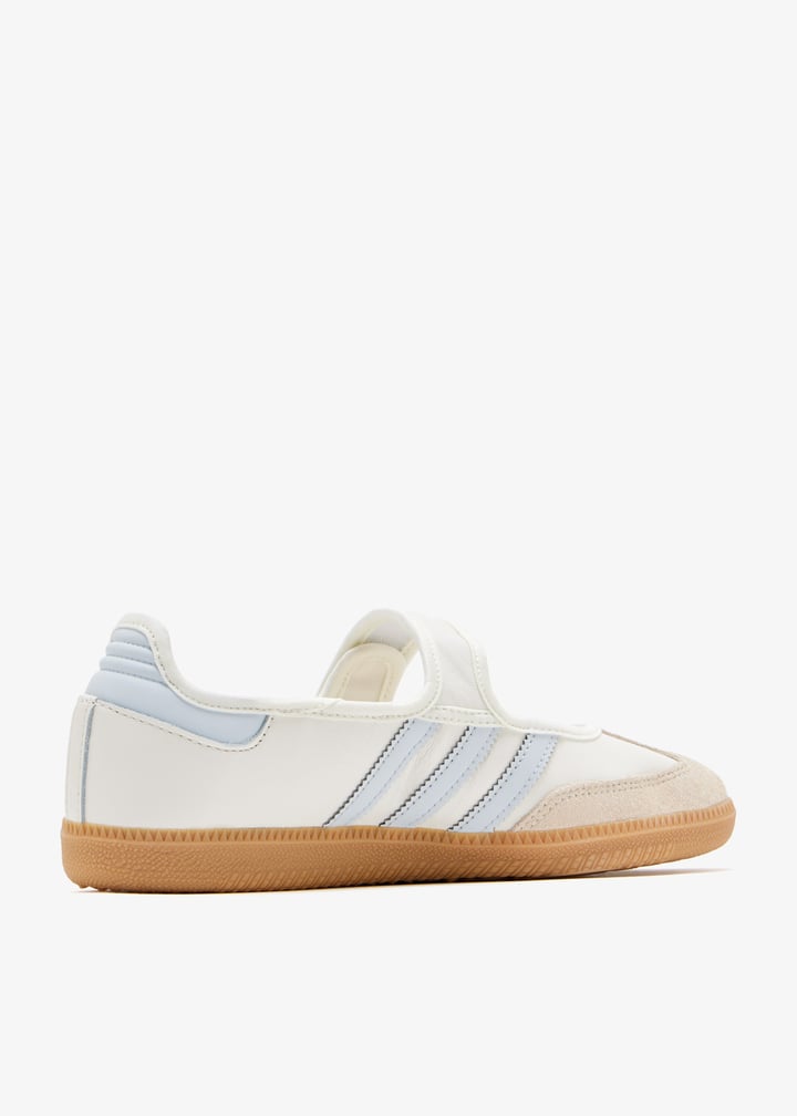 jr7339-clguha_6.jpg?ts=20251028033210