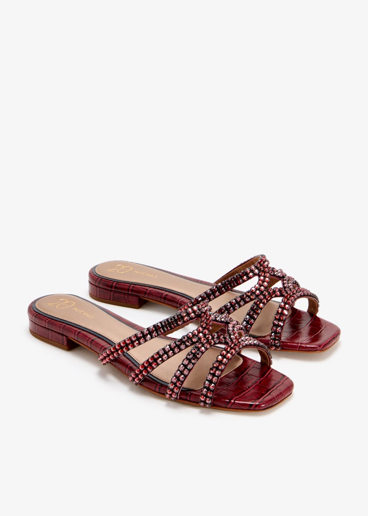 kalene-maroon_7.jpg?ts=20241219030515