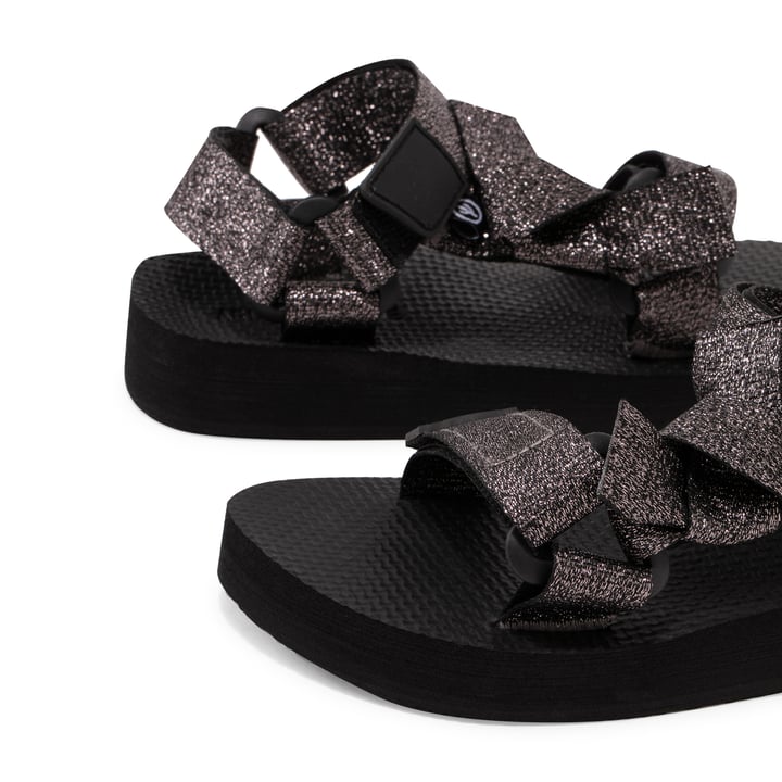 ktrekky-exclusive-silver_2.jpg?ts=20220504184537