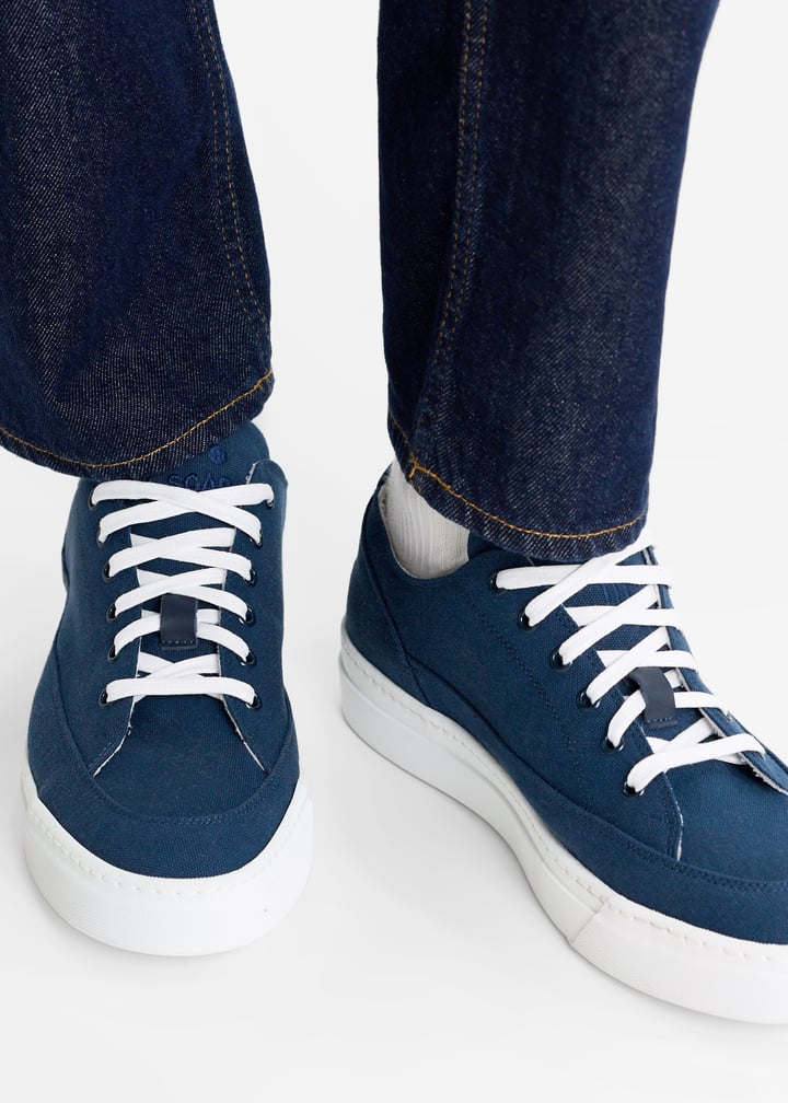 lac-crt-blu-414_2.jpg?ts=20251225021142