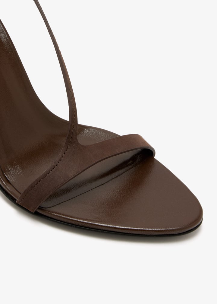 lane-drkbrn_5.jpg?ts=20260207050632