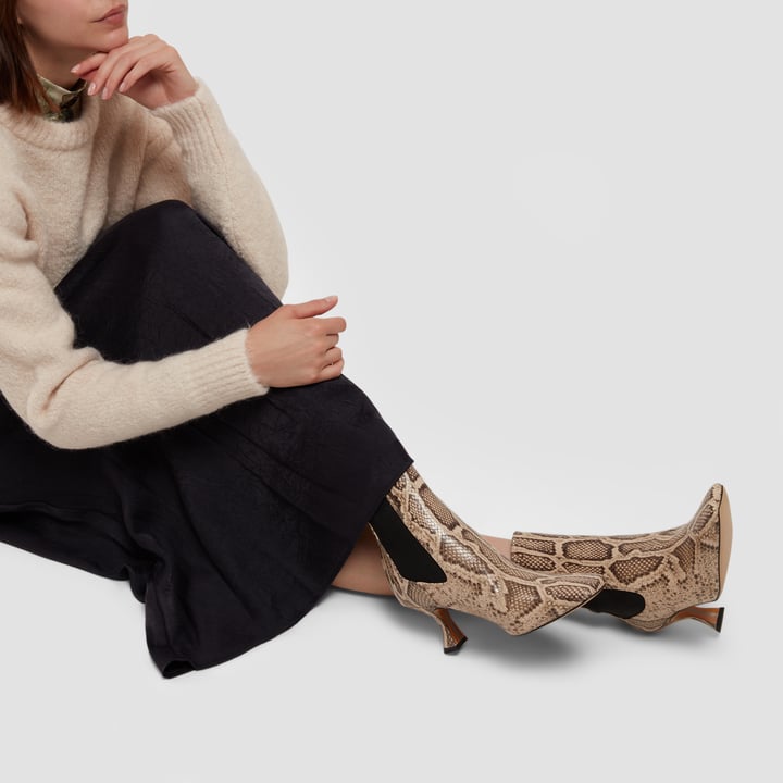 lani-stone_2.jpg?ts=20220505184238