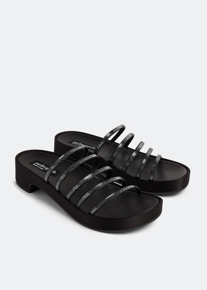 laryn-black_5.jpg?ts=20230723030510