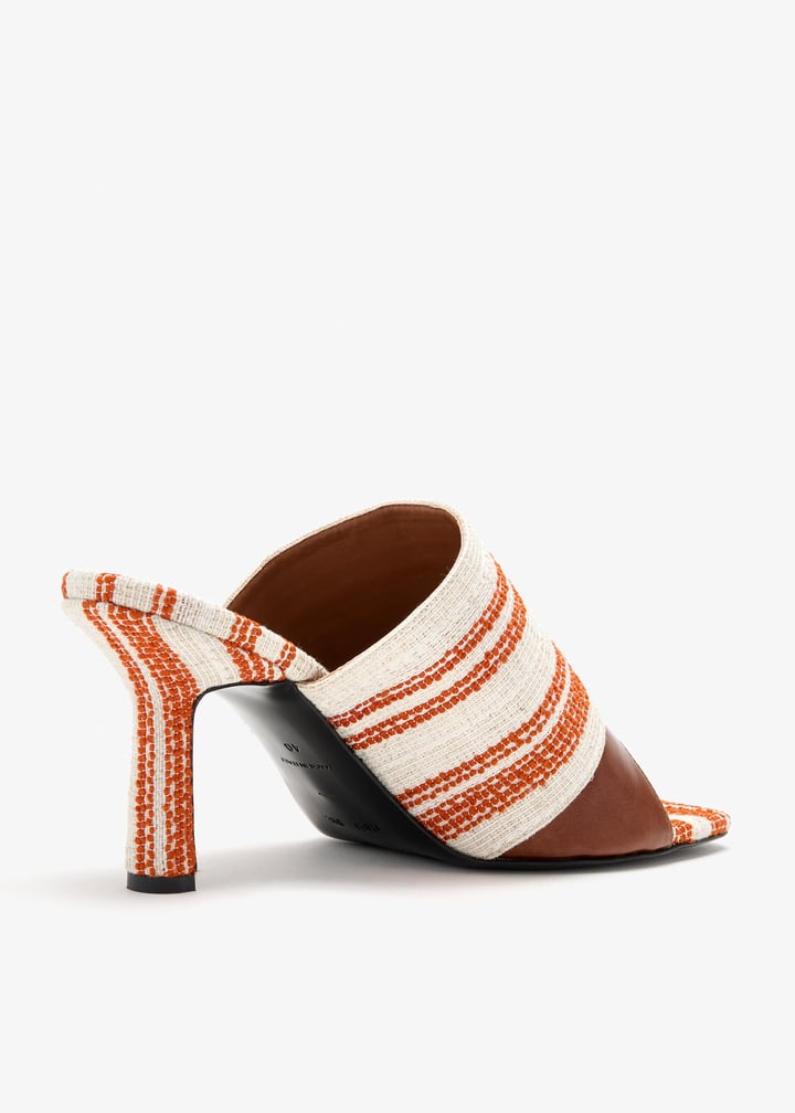 leela-rustbg_6.jpg?ts=20260220020822