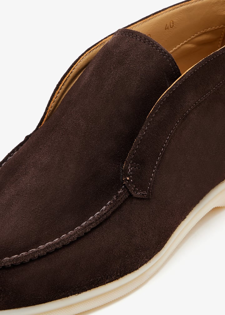 leonarda-bro_5.jpg?ts=20251025032313