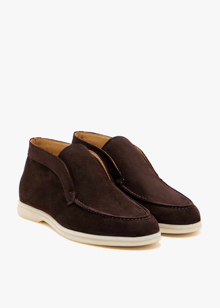 leonarda-bro_7.jpg?ts=20251025032313