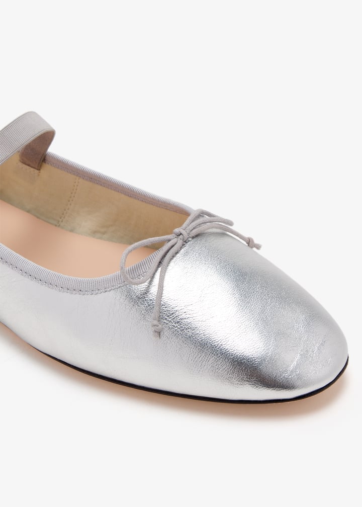 leonie-mgt-silvr_5.jpg?ts=20241211030523