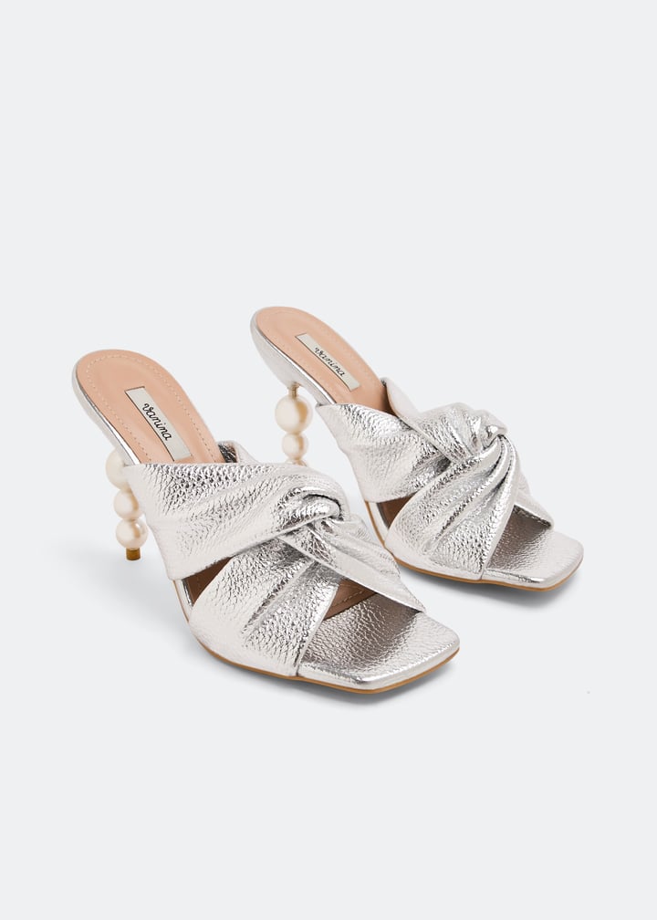 lescamelias-silver_5.jpg?ts=20220831030511