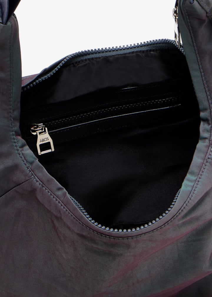 lhey-merc_7.jpg?ts=20251018031506