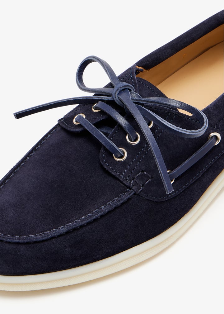 lia-blu_5.jpg?ts=20251024030615