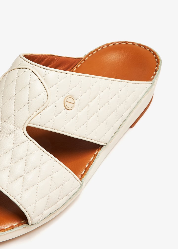 lmbml2177n-lamb_3.jpg?ts=20241002051025