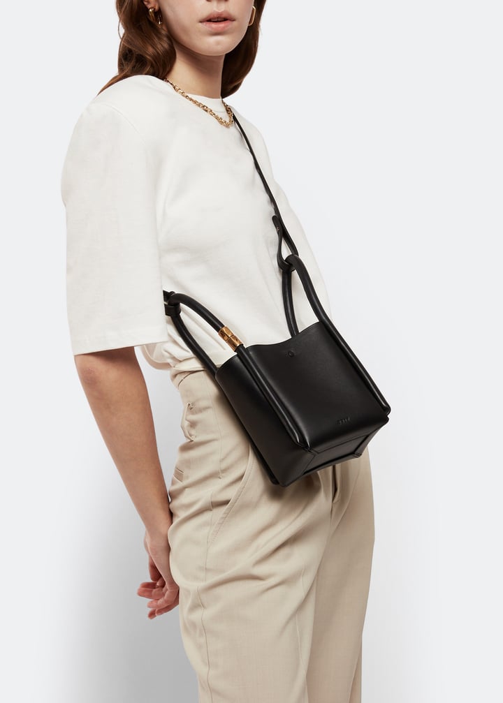 lotus12-black_3.jpg?ts=20241001030519