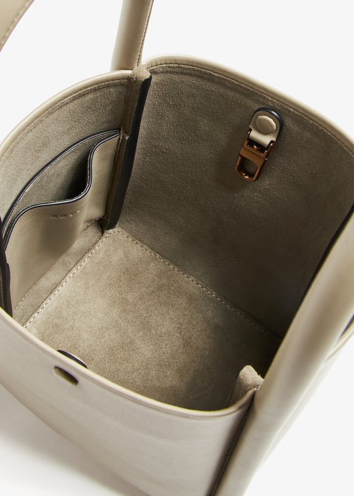 lotus14pf24-eucaly_7.jpg?ts=20240605045522