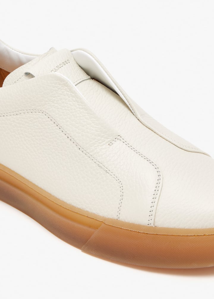 luca-white_5.jpg?ts=20251208130356