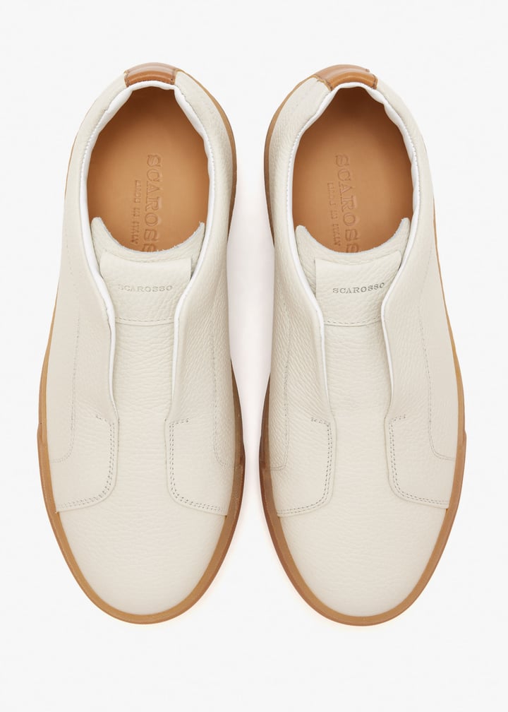 luca-white_7.jpg?ts=20251208130357