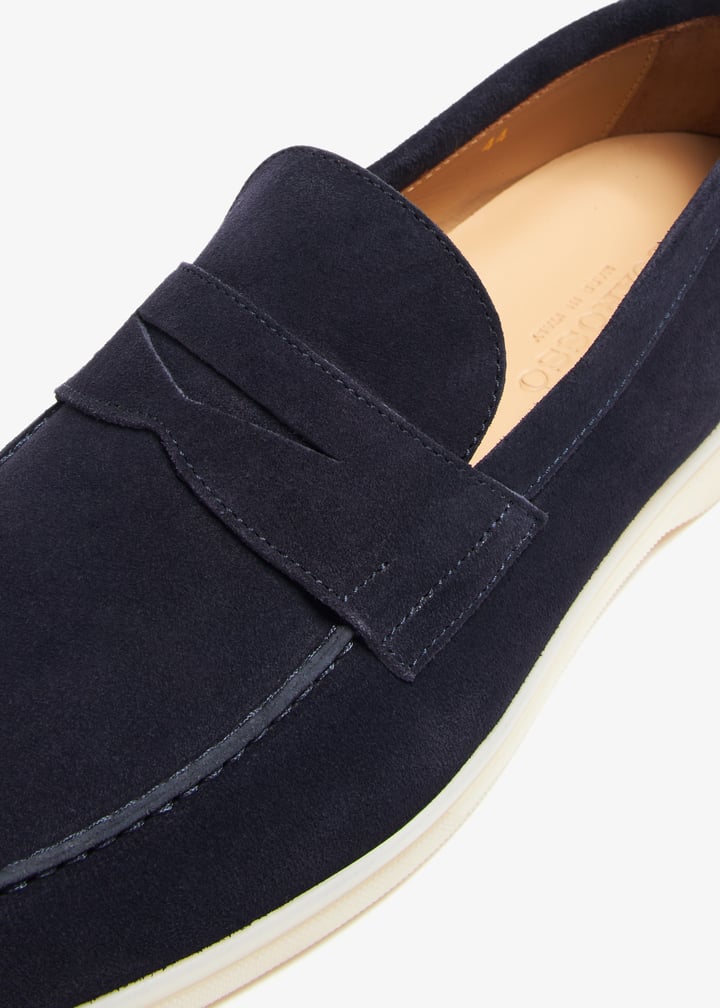 luciano-blue_5.jpg?ts=20251111123853