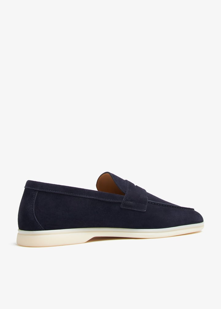 luciano-blue_6.jpg?ts=20240615030514