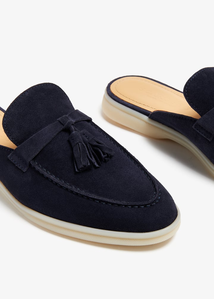 lucrezia-blue_3.jpg?ts=20231201030527