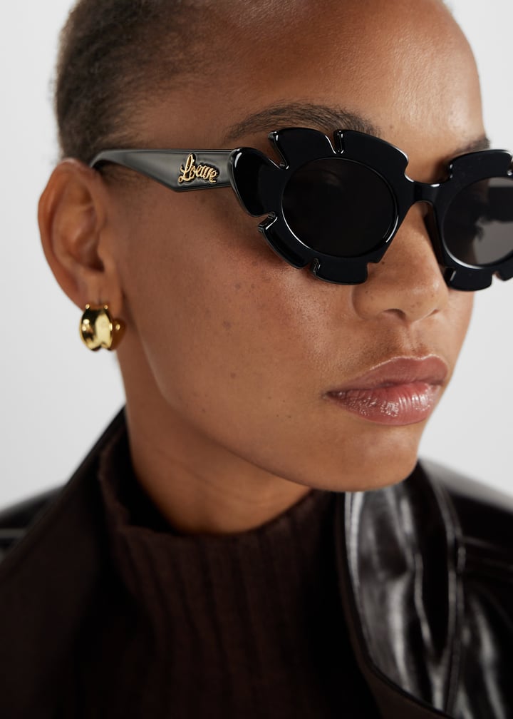 LOEWE Curvy cat Eye for for妇女- 阿联酋黑色| Level Shoes