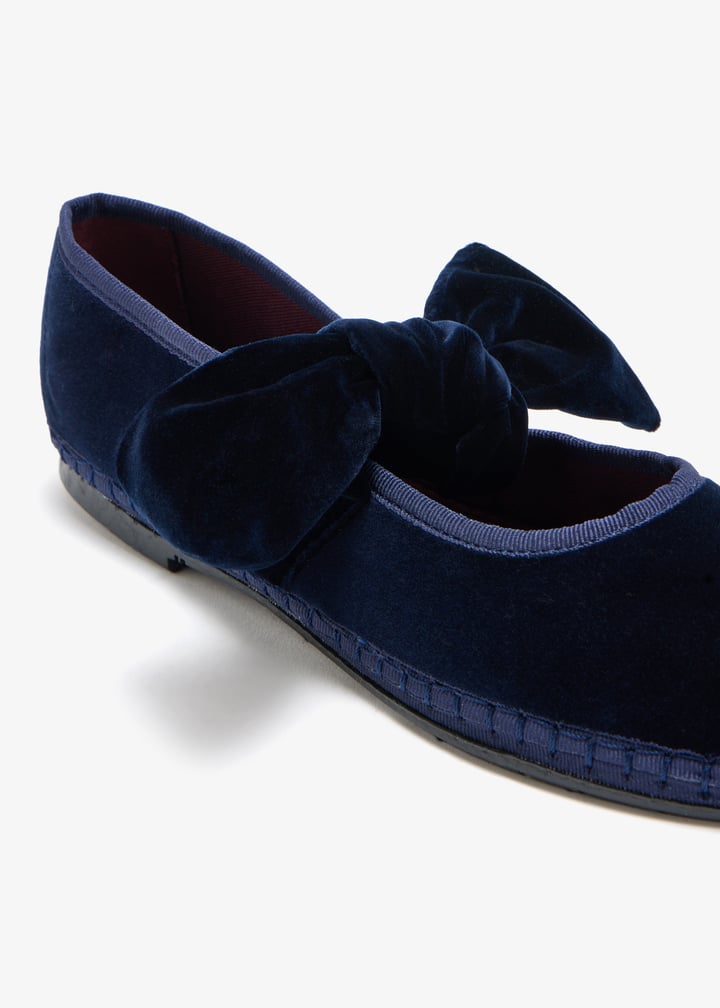 lyra-navy_5.jpg?ts=20251111123857