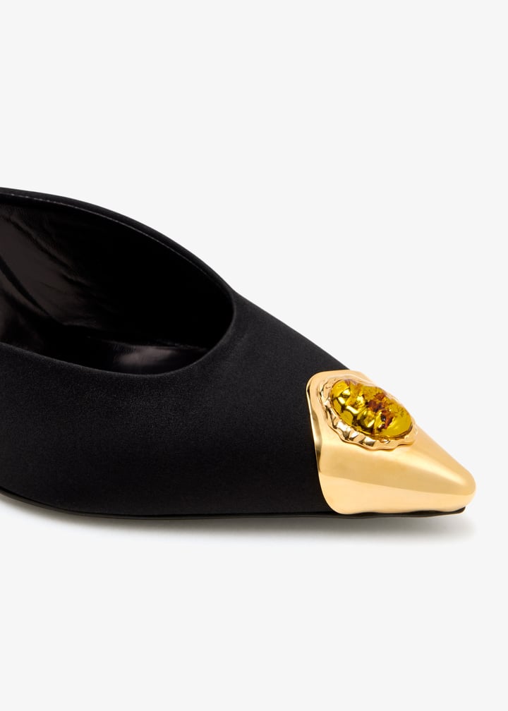 mallory-blkchm_5.jpg?ts=20251220031243