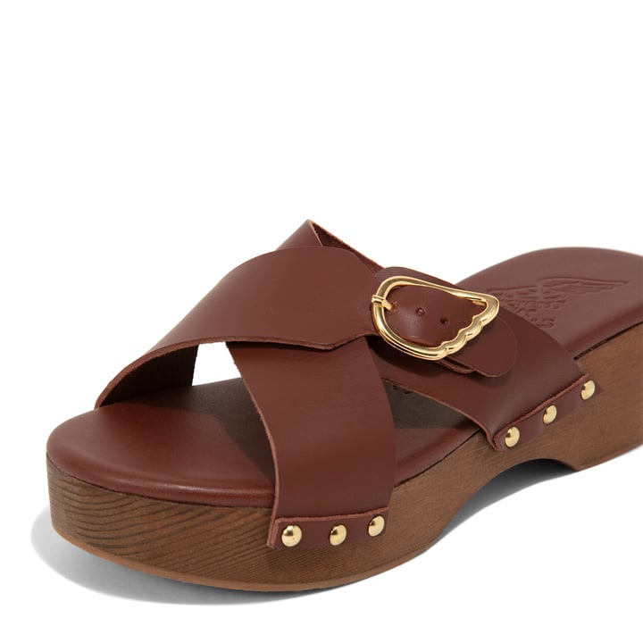 marilisaclog-chstnt_3.jpg?ts=20220505184300