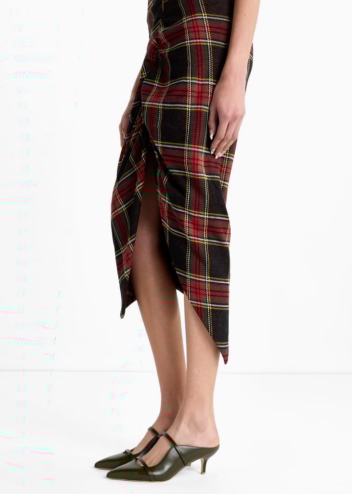 maureen45-26-olioli_2.jpg?ts=20251231023241