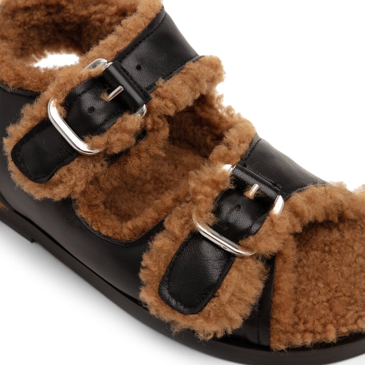 meribel-blkcam_3.jpg?ts=20220505184313