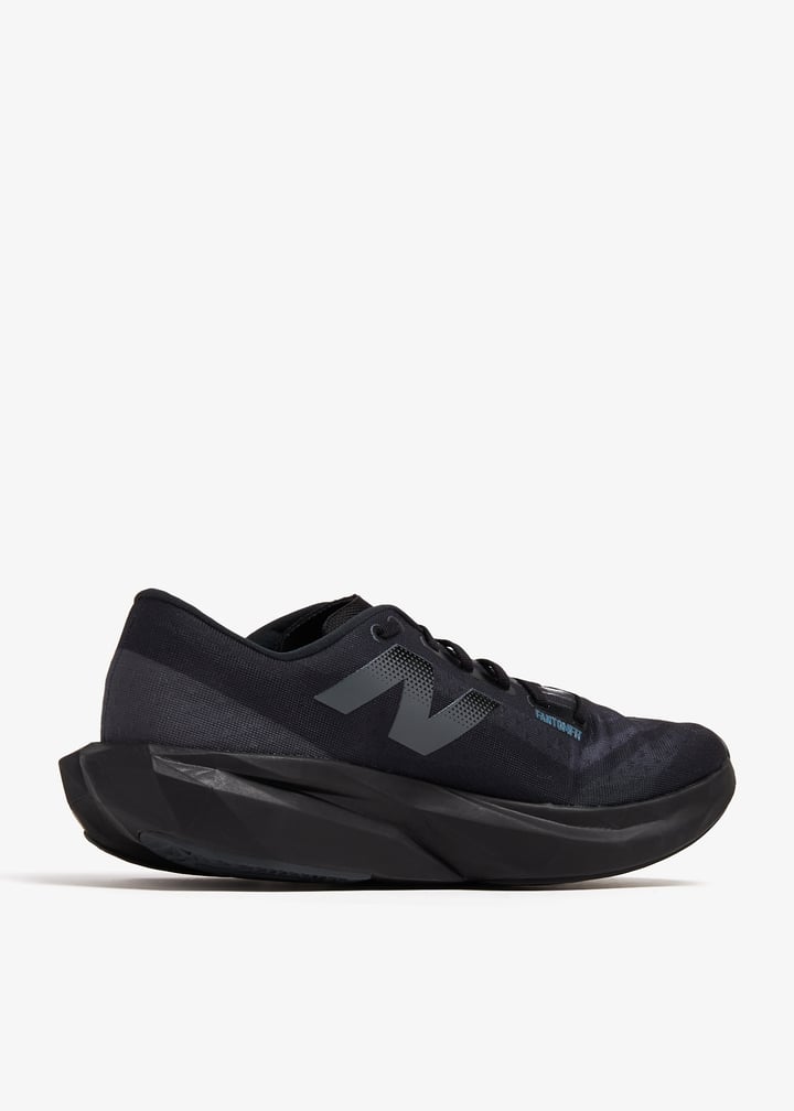 New Balance Rebel v4 スパイクシューズ ブルー/ブラック New Balance