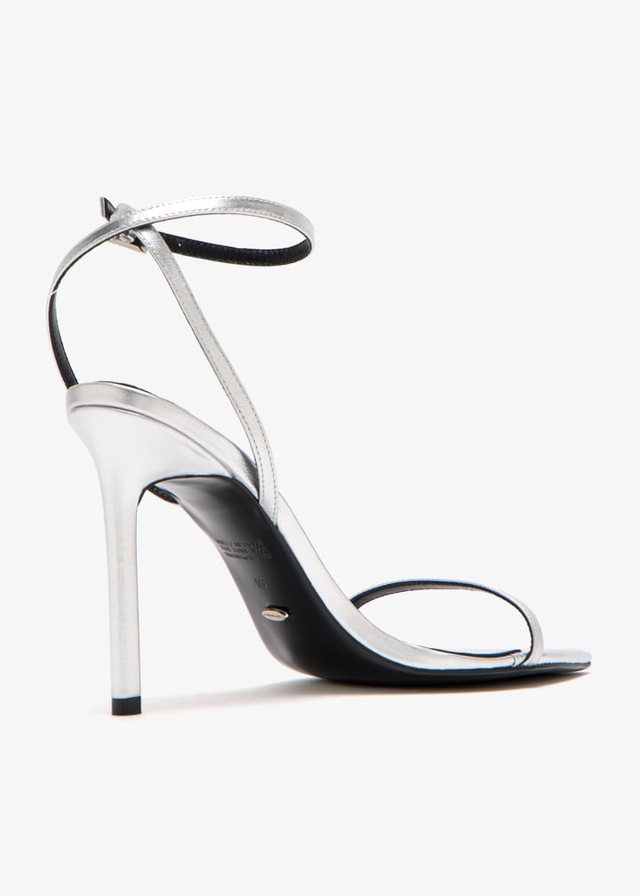 micky-siname_6.jpg?ts=20251021035650