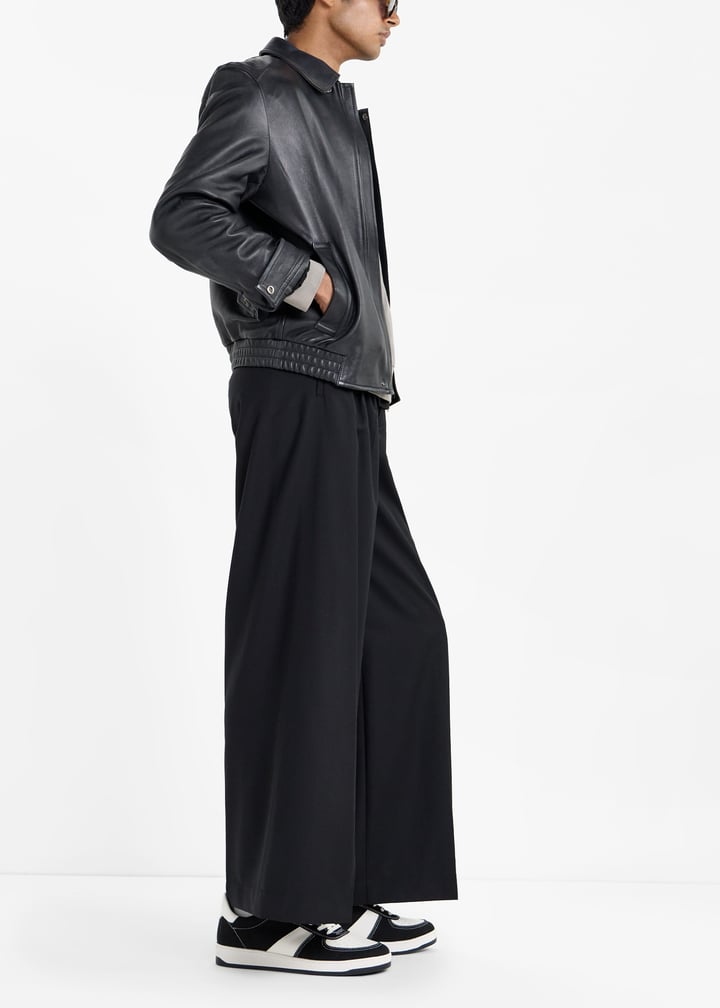 mnfest049-blkcvs_2.jpg?ts=20251206021631