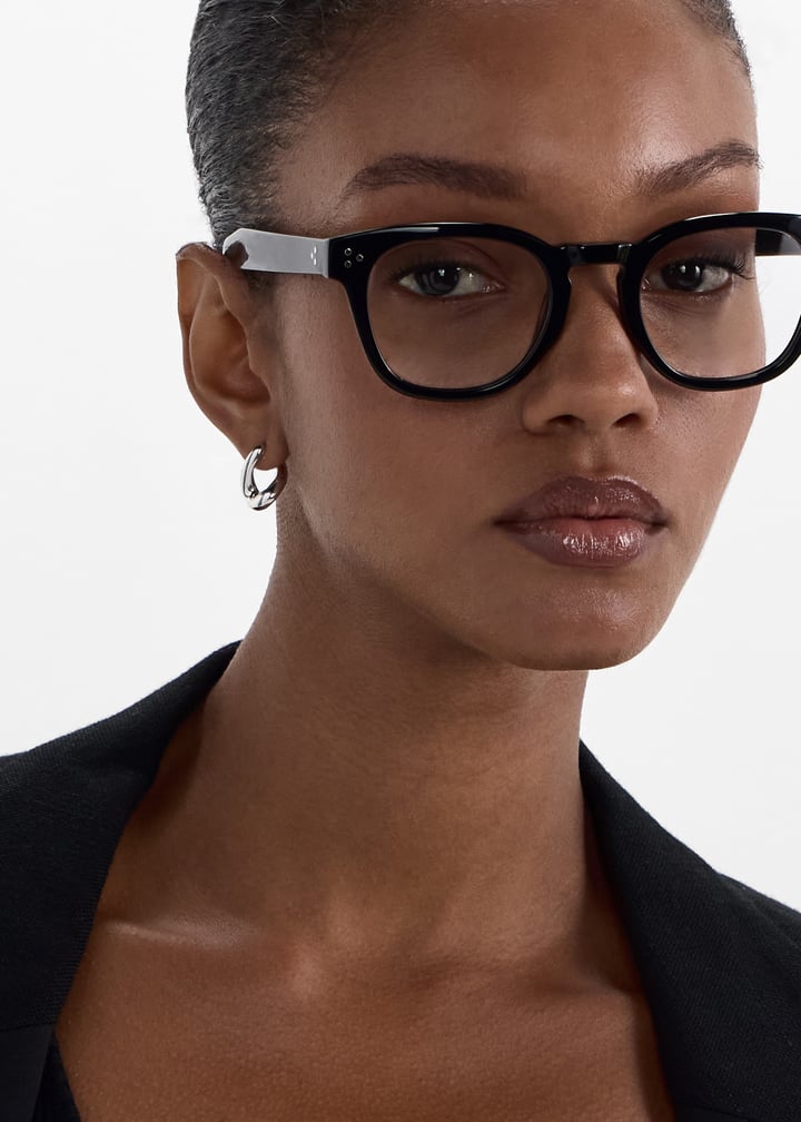 mo-y-eddy-black_3.jpg?ts=20250606030551