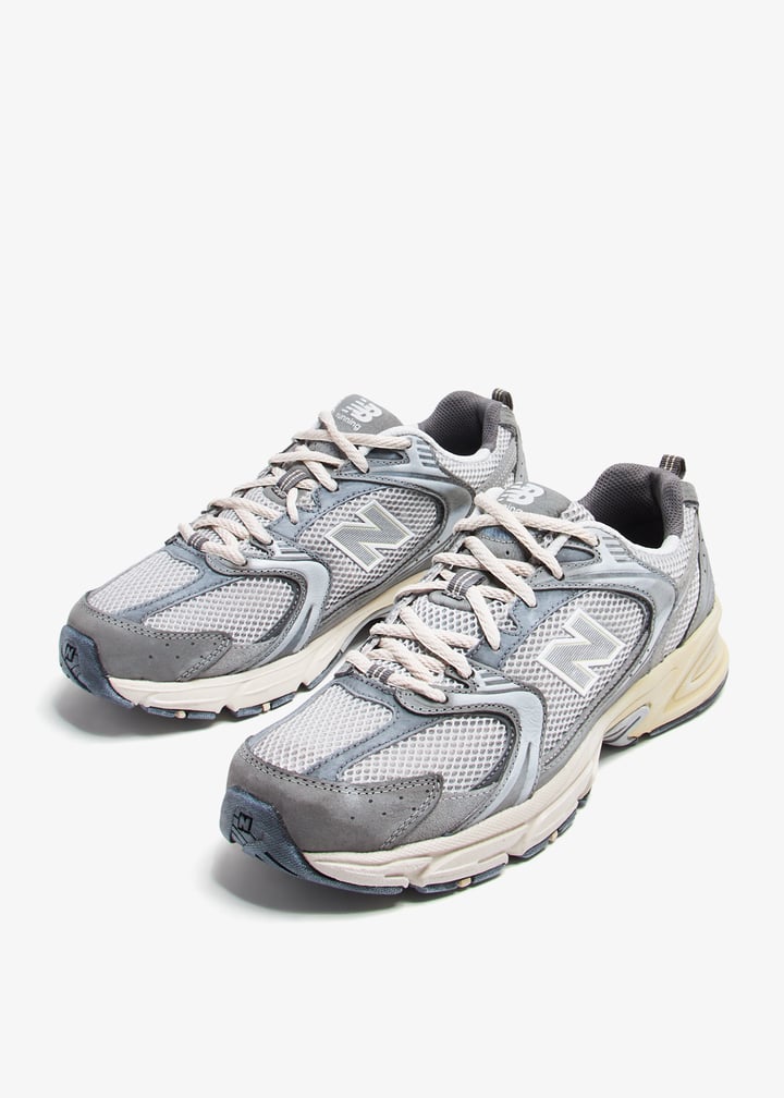 【未使用に近い】New BalanceMR530GMT〈参考価格29,100円〉 ◇正規品◇NEW BALANCE MR530GMT SILVER◇関税/送料込◇男女共用