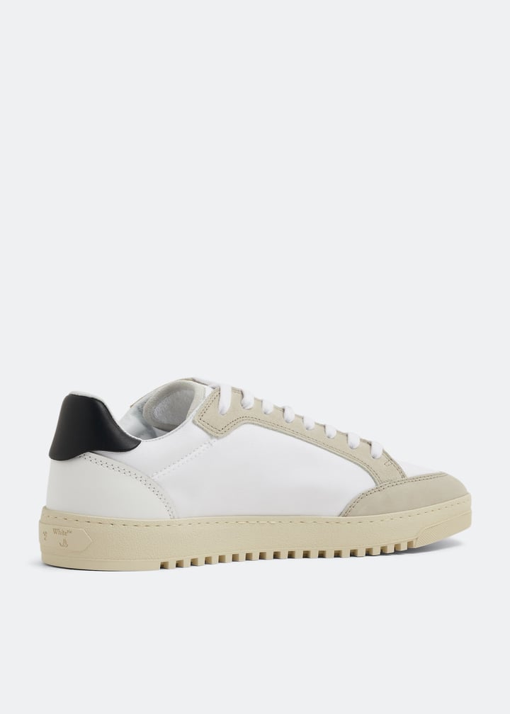 スニーカー OFF-WHITE '5.0' sneakers White/Black Off-White 5.0 sneakers for Men - White in UAE | Level Shoes