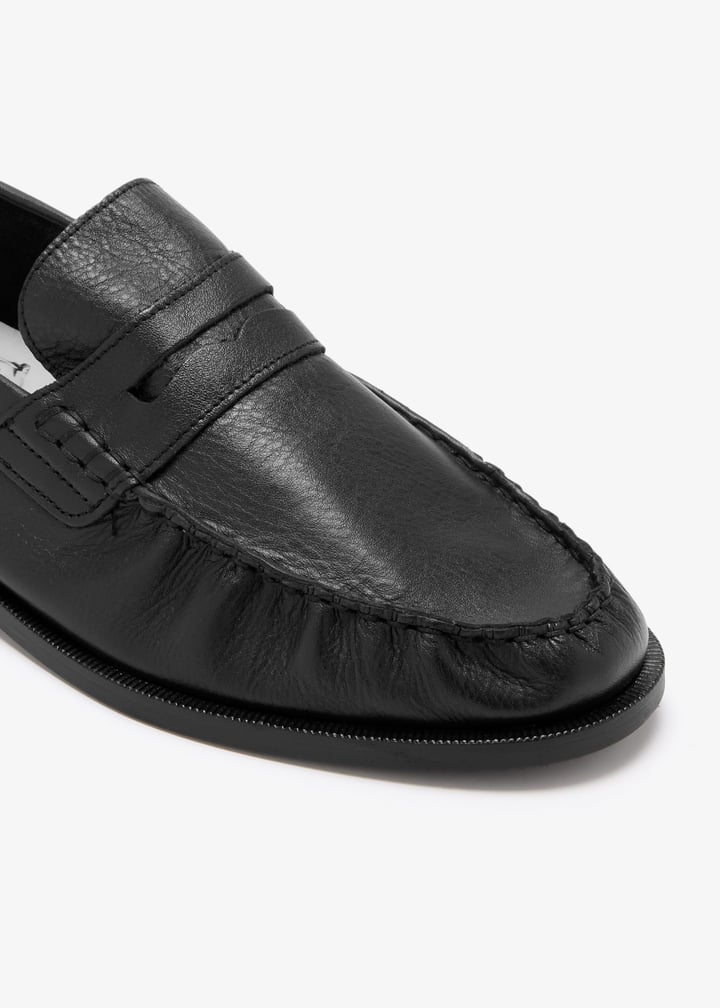 peblkpleat-black_5.jpg?ts=20260922155543