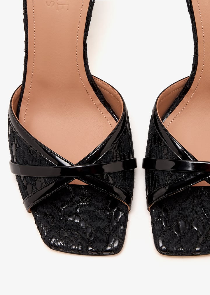 perla70-119-blkblk_5.jpg?ts=20250812031555