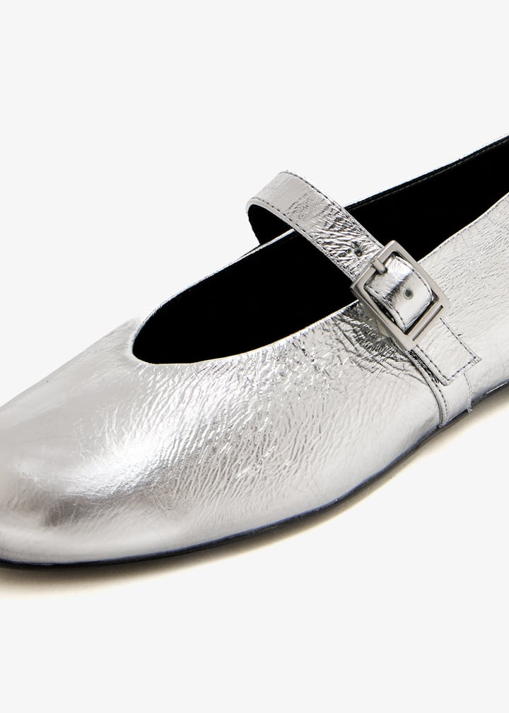pernille-silver_5.jpg?ts=20250520042702