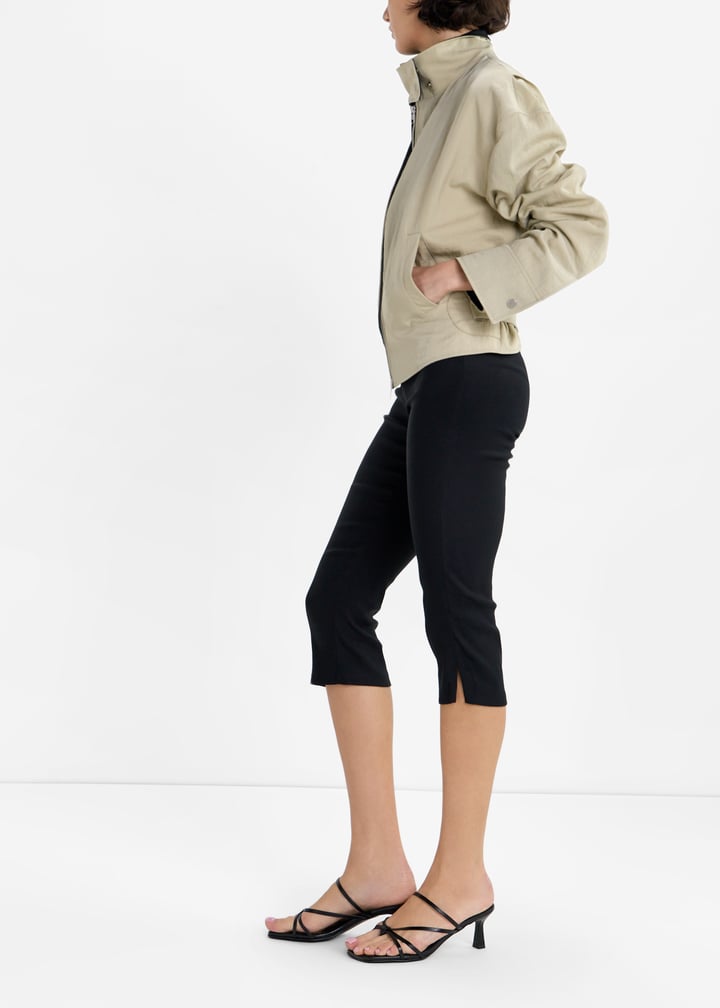 phoebe-black_2.jpg?ts=20260110021150