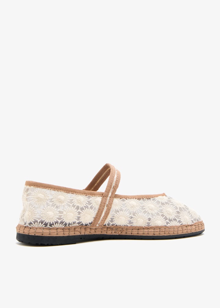 pierresnflwr-beige_6.jpg?ts=20251111123920