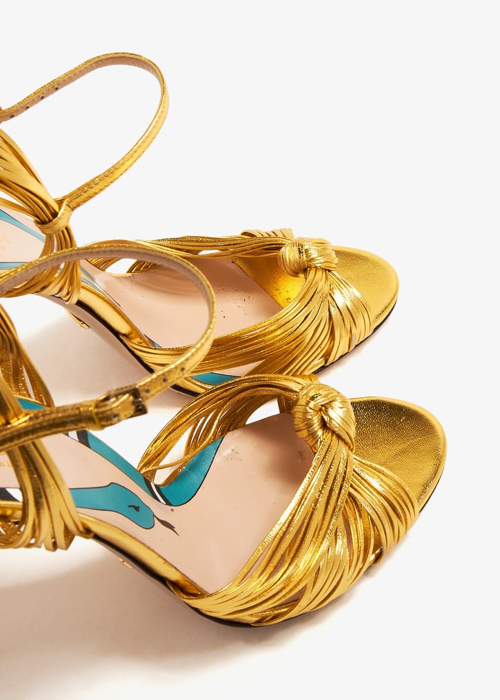 Gucci Pre-Loved Allie sandals for Women - Gold in UAE