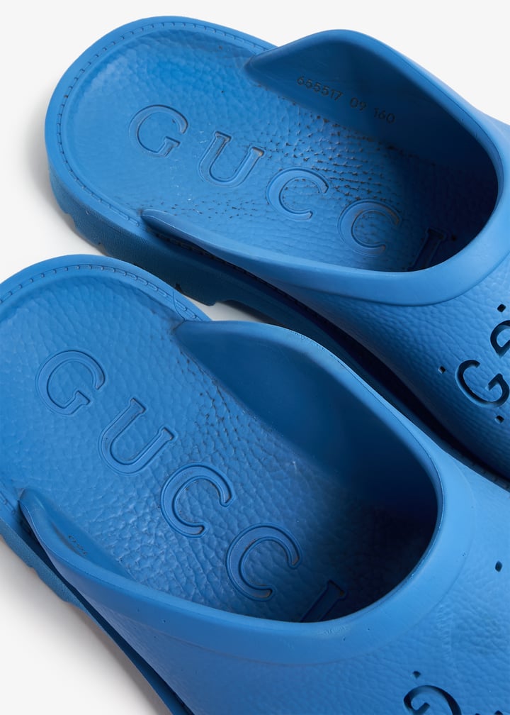 Gucci Pre-Loved GG perforated mules for Men - Blue in UAE