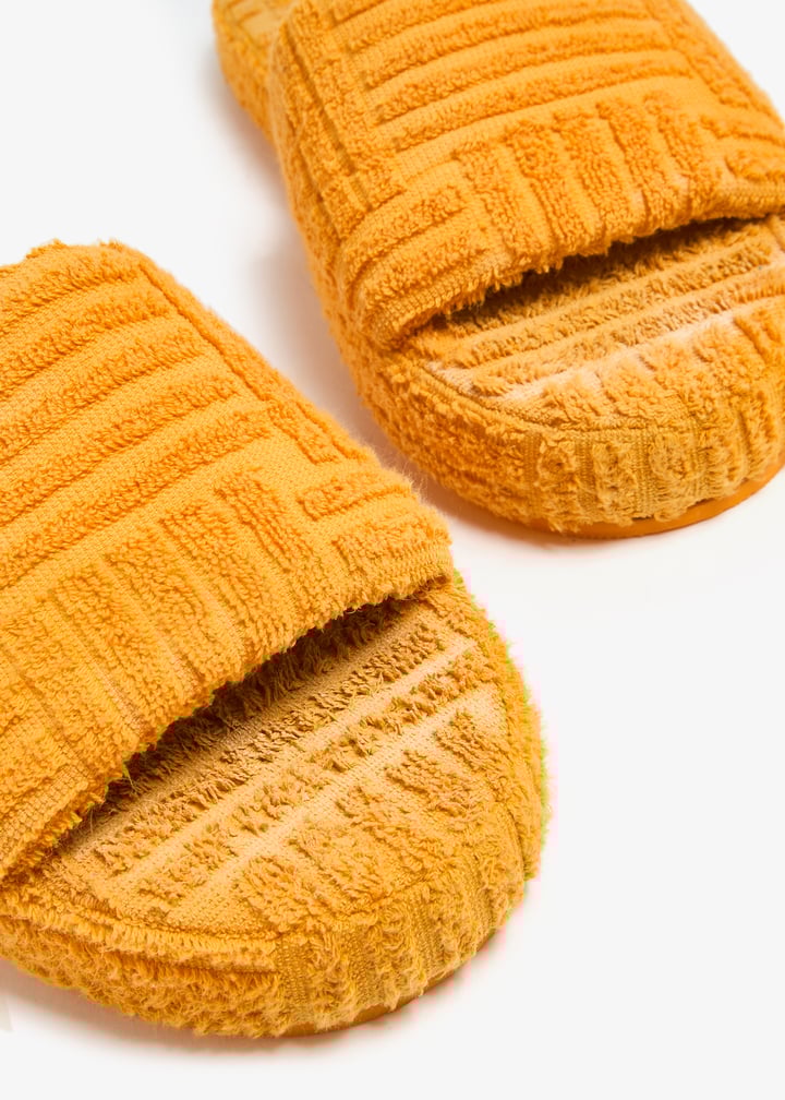 Bottega Veneta Pre-Loved Resort Sponge slides for Men