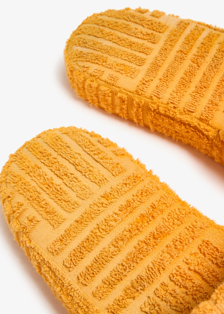 Bottega Veneta Pre-Loved Resort Sponge slides for Men - Orange in